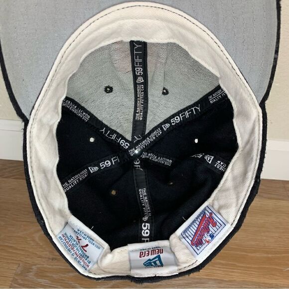 New Era Vintage Distressed 100% Wool San Francisco Giants Fitted Hat - Picture 7 of 11